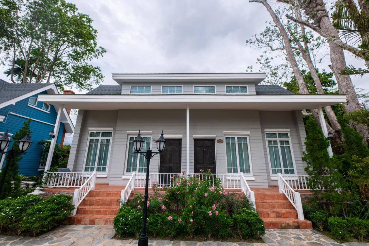Baroque Boutique Resort Ranong Eksteriør billede